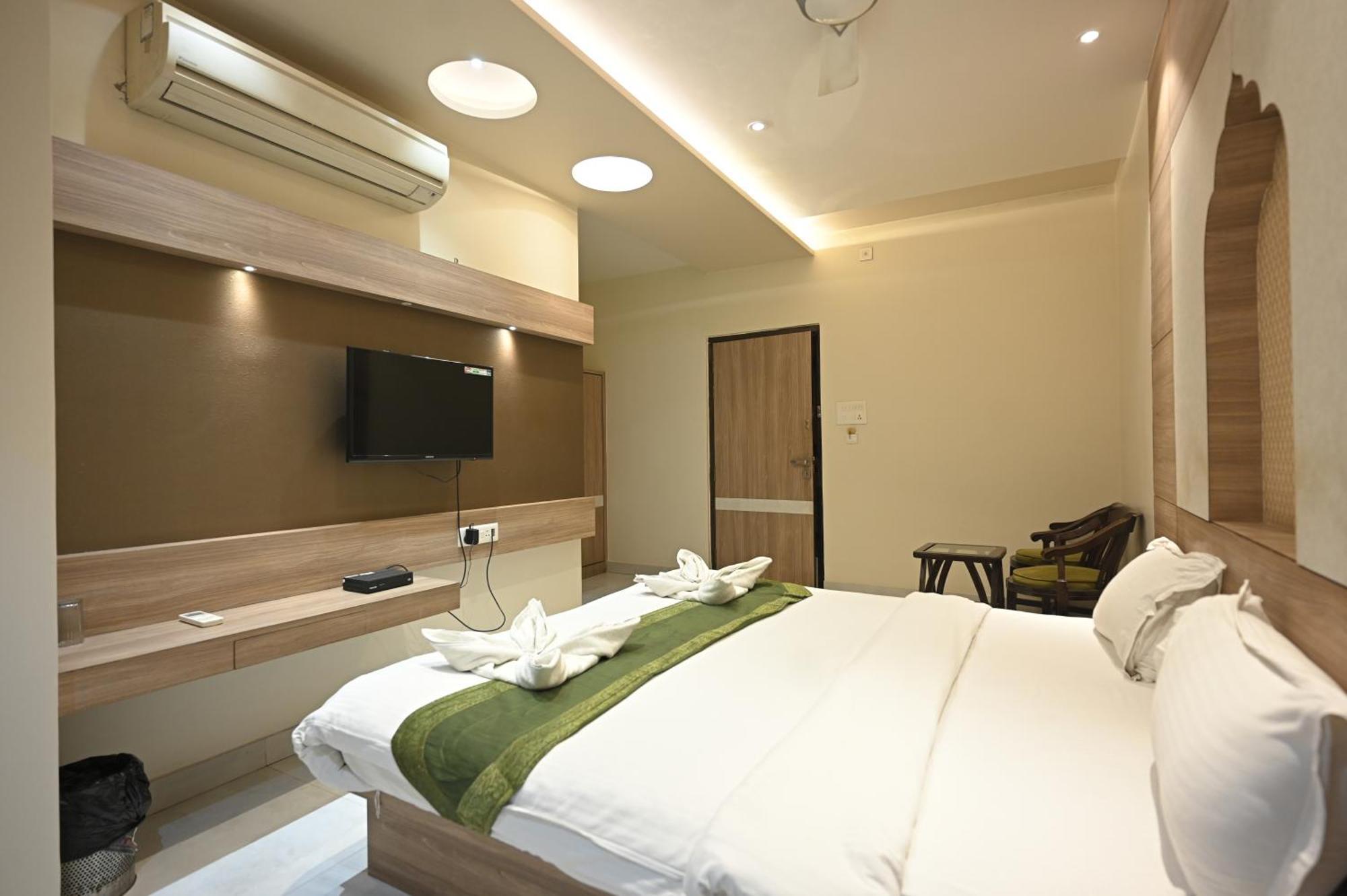 Saffron Hotel Varanasi
